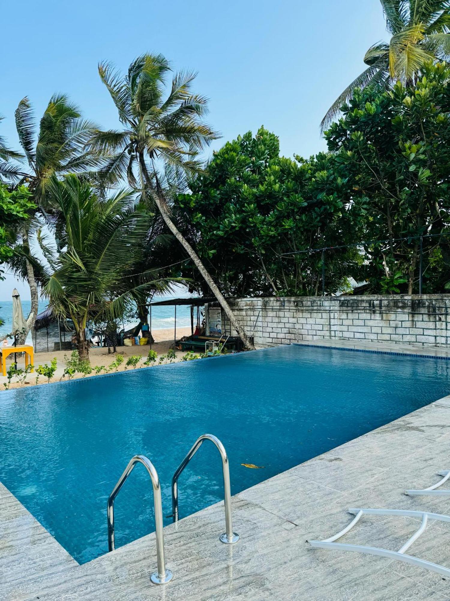 Frangipani Beach Villa Tangalle Eksteriør billede